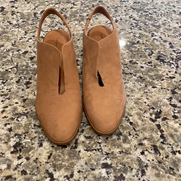 NWOT Lucky Brand Ratonda Leather Block Heels - Picture 3 of 10